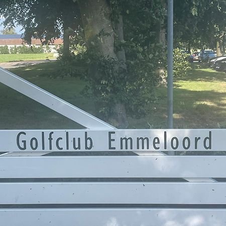 Huis Aan De Haven Lemmer Luaran gambar
