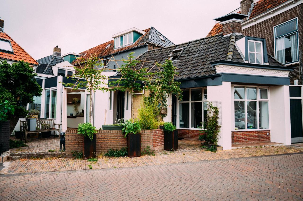 Huis Aan De Haven Lemmer Luaran gambar