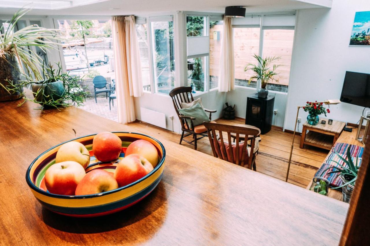 Huis Aan De Haven Lemmer Luaran gambar