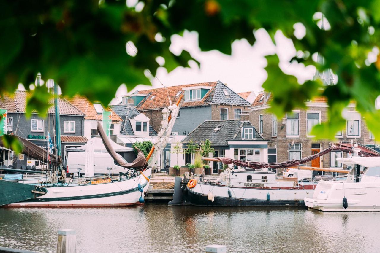 Huis Aan De Haven Lemmer Luaran gambar