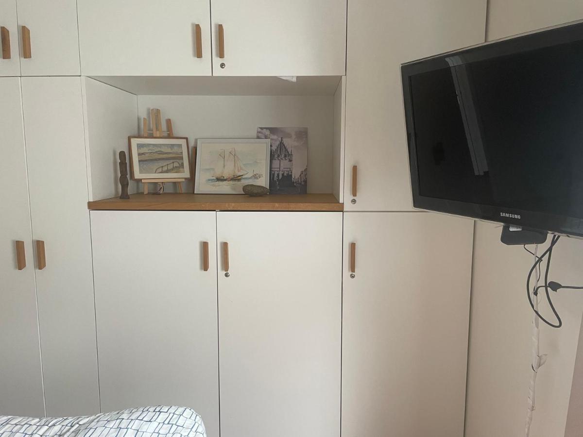 Huis Aan De Haven Lemmer Luaran gambar