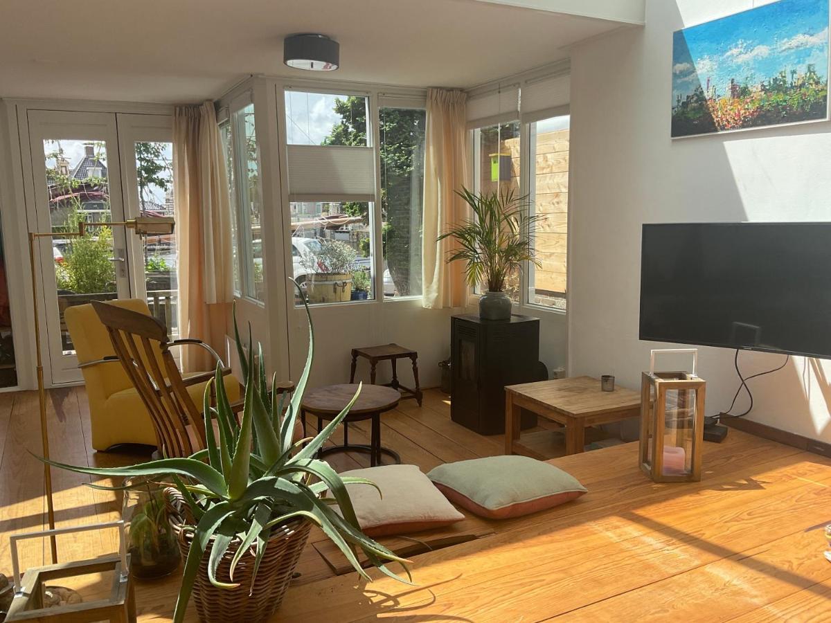 Huis Aan De Haven Lemmer Luaran gambar